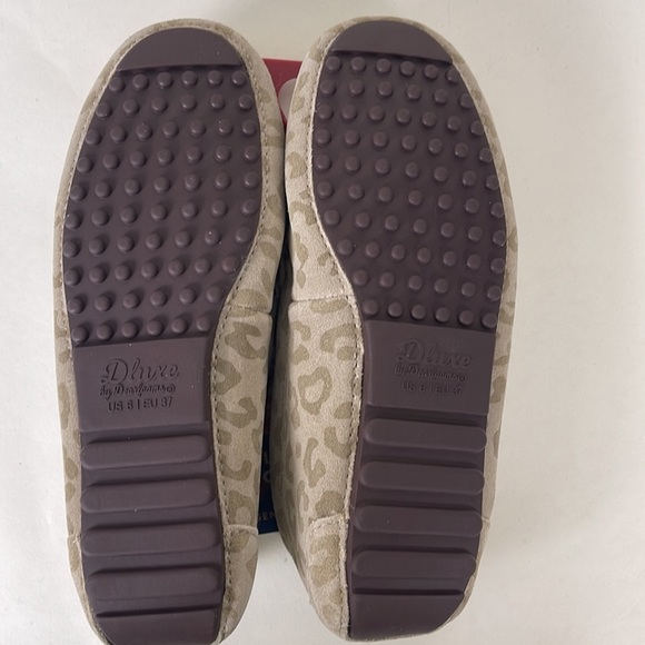 NWT Women's Cheetah Moccasin Slippers -Dluxe by Dearfoams - Picture 5 of 6